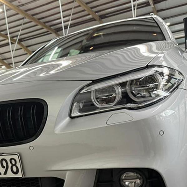 VOLL LED Angel Eyes Scheinwerfer Set für BMW 5er F10/F11 LCI (Facelift) 13-16 schwarz