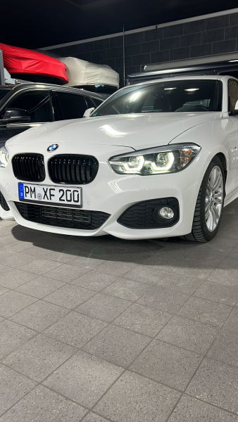 VOLL LED Tagfahrlicht Angel Eyes Scheinwerfer für BMW 1er F20/F21 LCI (Facelift) 15-19 schwarz
