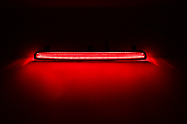 Upgrade Design LED Lightbar Bremsleuchte für VW T5 Bus 03-15 mit Heckklappe schwarz