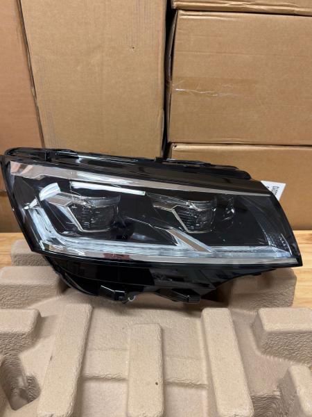 B-Ware  Voll LED "Specialized" Tagfahrlicht Scheinwerfer passend für VW T6.1 19+ schwarz mit LED Blinker