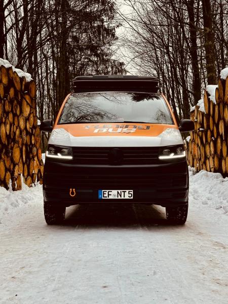 Voll LED Tagfahrlicht Scheinwerfer passend für VW T6 15-19 schwarz mit dynamischen LED Blinker