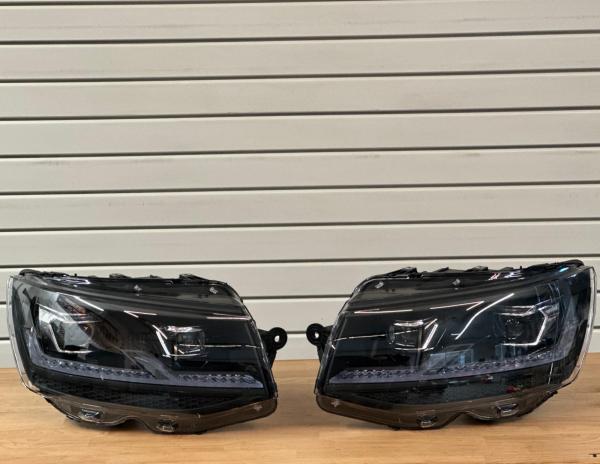 Voll LED Tagfahrlicht Scheinwerfer passend für VW T6 15-19 schwarz mit dynamischen LED Blinker