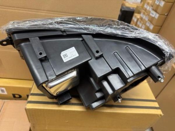 B-Ware  VOLL LED Tagfahrlicht Scheinwerfer für VW T5 GP (Facelift) 10-15 schwarz mit dynamischem LED Blinker und Begrüßungsfunktion