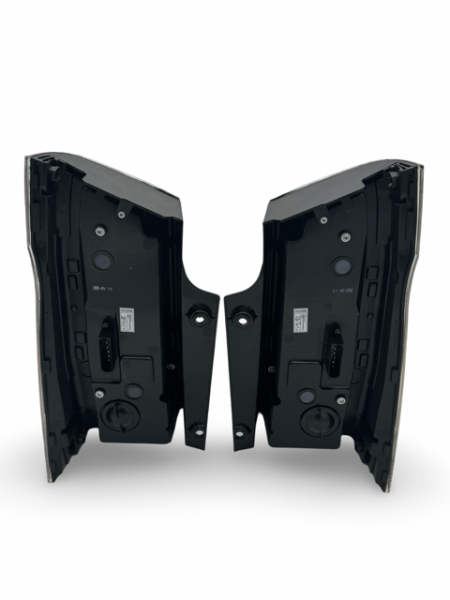 Sparpaket - VOLL LED Tagfahrlicht Scheinwerfer passend für Mercedes Benz V-Klasse / Vito W447 14-23 schwarz mit LED Blinker + LED Upgrade Design Rückleuchten passend für Mercedes Benz Vito W447 14-23 schwarz/klar dynamisch