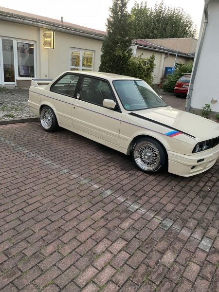 Sport Design 2 Frontstoßstange für BMW 3er E30 85-94 Limo Cabrio Touring