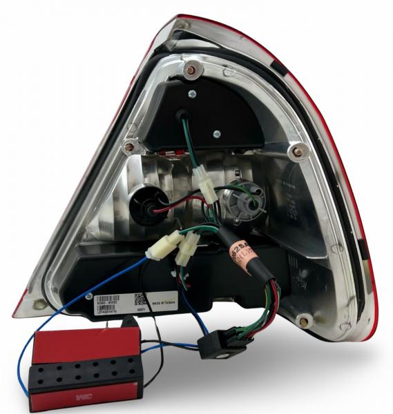 LED Upgrade Design Rückleuchten für Mercedes Benz C-Klasse W202 Limousine 93-00 rot/rauch