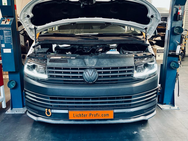 Voll LED Tagfahrlicht Scheinwerfer für VW T6 RHD 15-19 schwarz mit dynamischen LED Blinker RECHTSLENKER