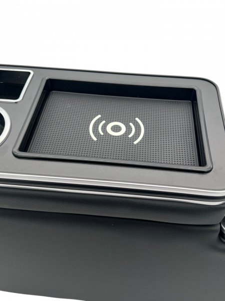 Chrom Edition Staufach Mittelkonsole Ablage für Ford Transit Custom 12+ mit RGB Farbwechsel-LED Beleuchtung, USB und Induktions-Ladestation