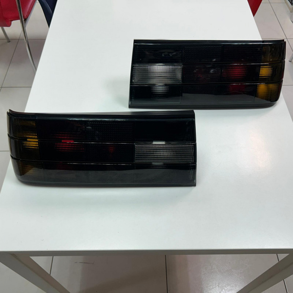 Exklusiv Classic-Sport Design Rückleuchten passend für BMW 3er E30 Facelift Limo, 2-Türer (Coupe), Cabrio, Touring 87-94 schwarz