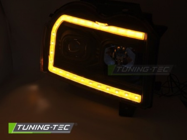 Upgrade Tagfahrlicht Design Scheinwerfer Set für Jeep Grand Cherokee 05-08 schwarz