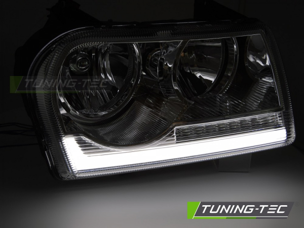 LED Tagfahrlicht Design Scheinwerfer Set für Chrysler 300C 05-08 chrom mit dyn. Blinker