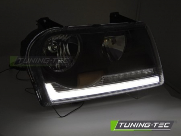 LED Tagfahrlicht Design Scheinwerfer Set für Chrysler 300C 05-08 schwarz mit dyn. Blinker