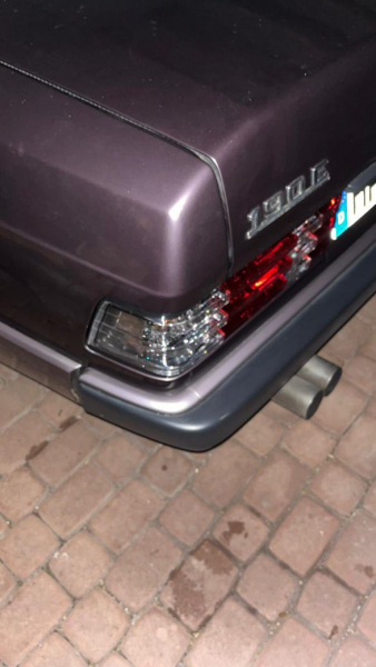 Upgrade Design Rückleuchten für Mercedes Benz 190 / W201 82-93 rot/weiß