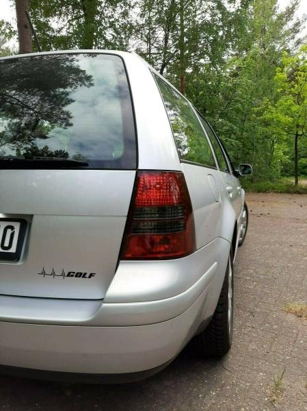 Upgrade Design Rückleuchten für VW Golf 4 (IV) und Bora Variant 99-06 rot/rauch