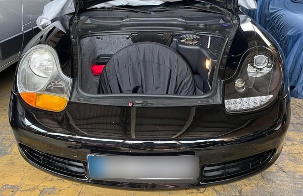 LED Tagfahrlicht Design Scheinwerfer für Porsche Boxster 986 / 911 996 96-04 schwarz mit LED Blinker