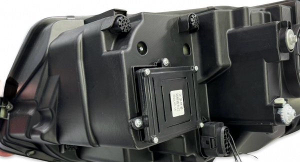 Ugrade Design Voll LED "Specialized" Tagfahrlicht Scheinwerfer für VW T5 GP (Facelift) 10-15 schwarz ohne Dynamik und ohne Welcome-Funktion!