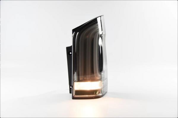 Sparpaket - VOLL LED Tagfahrlicht Scheinwerfer für Mercedes Benz V-Klasse / Vito W447 14-23 schwarz mit LED Blinker + LED Upgrade Design  Rückleuchten Set für Mercedes Benz Vito W447 14-23 schwarz/rauch